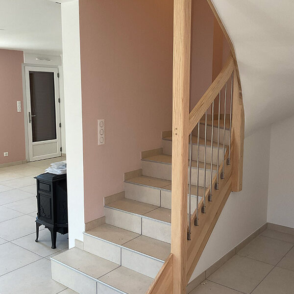 Escalier sur-mesure Menuiserie Peysieux - Novalaise