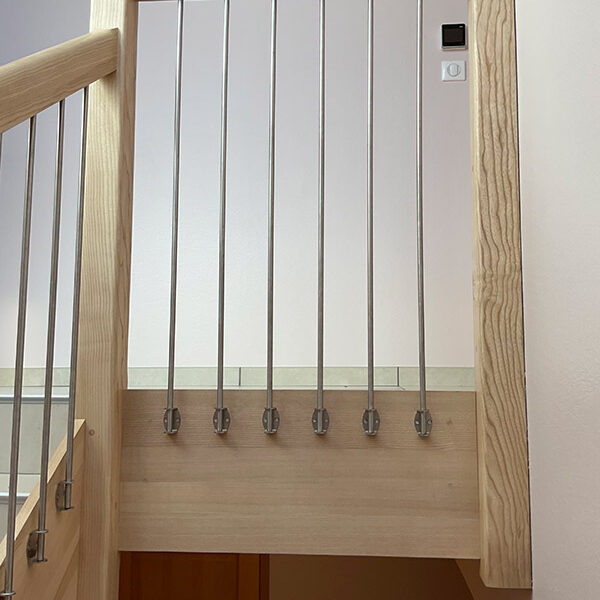 Escalier sur-mesure Menuiserie Peysieux - Novalaise