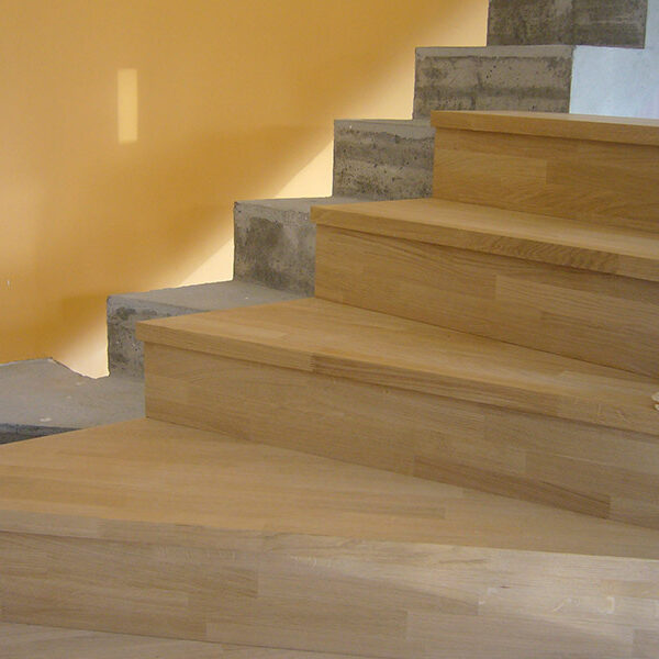 Escalier sur-mesure Menuiserie Peysieux - Novalaise