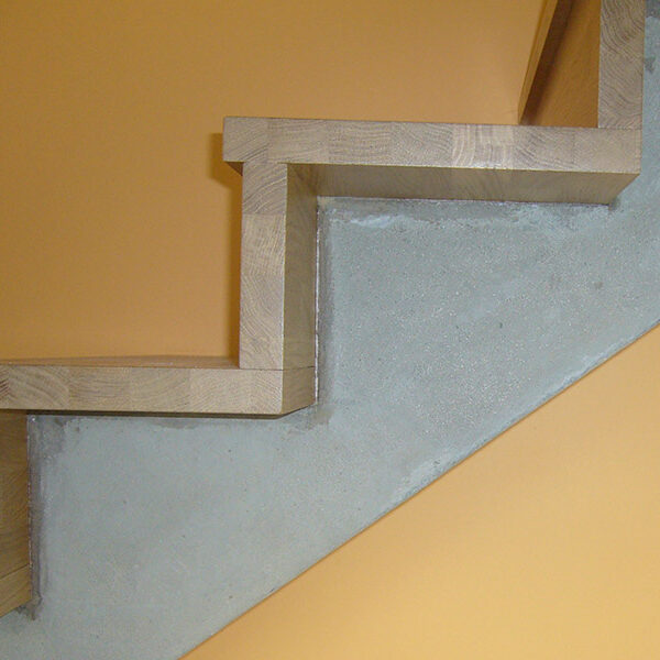 Escalier sur-mesure Menuiserie Peysieux - Novalaise