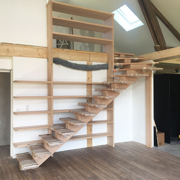 Escalier sur-mesure Menuiserie Peysieux - Novalaise