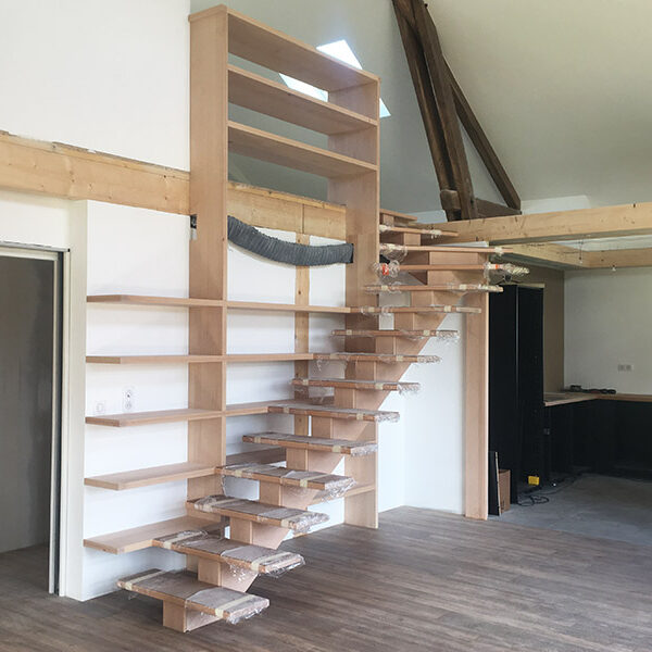 Escalier sur-mesure Menuiserie Peysieux - Novalaise