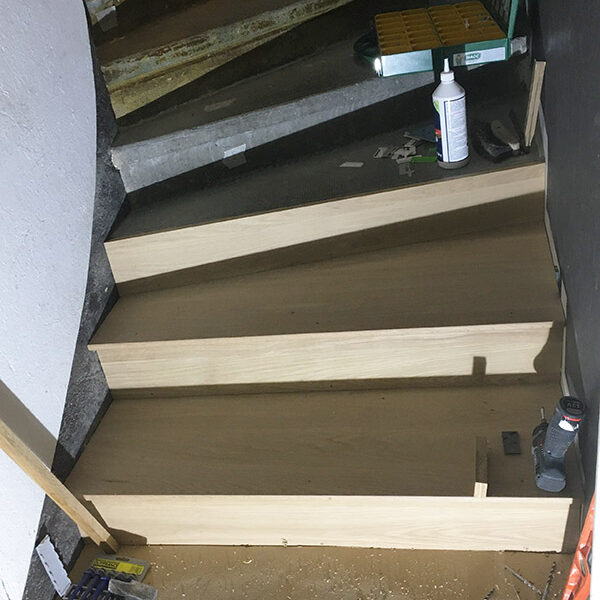 Escalier sur-mesure Menuiserie Peysieux - Novalaise