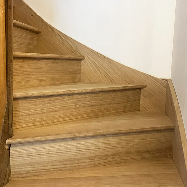 Escalier sur-mesure Menuiserie Peysieux - Novalaise