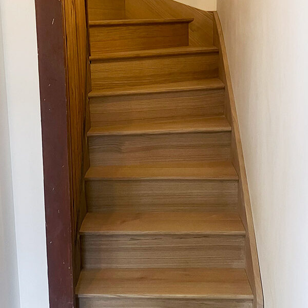Escalier sur-mesure Menuiserie Peysieux - Novalaise