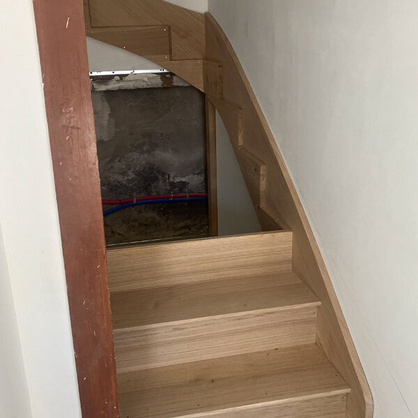 Escalier sur-mesure Menuiserie Peysieux - Novalaise