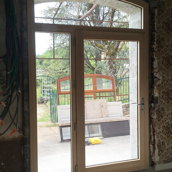 Fenêtres Bois, PVC, Aluminium - Menuiserie Peysieux - Novalaise