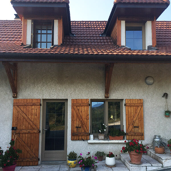 Fenêtres Bois, PVC, Aluminium - Menuiserie Peysieux - Novalaise