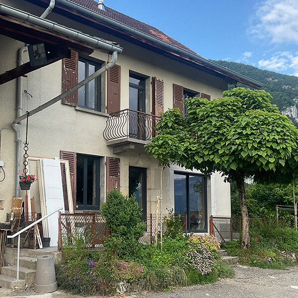 Fenêtres Bois, PVC, Aluminium - Menuiserie Peysieux - Novalaise