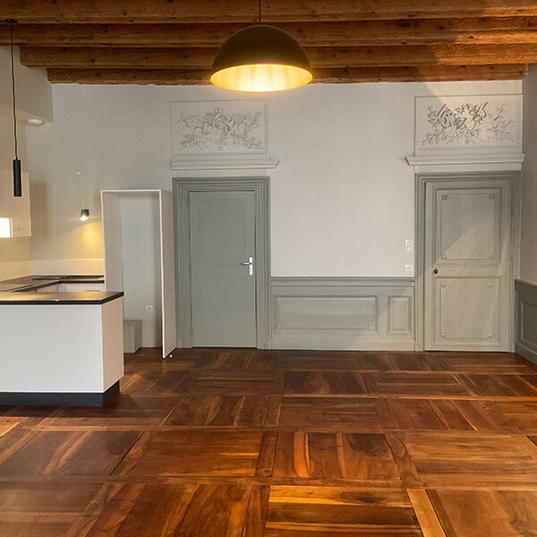 Pose et rénovation de parquets massifs - Menuiserie Peysieux - Novalaise