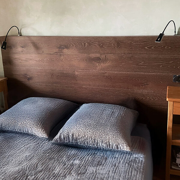 Création tête de lit en bois - Menuiserie Peysieux