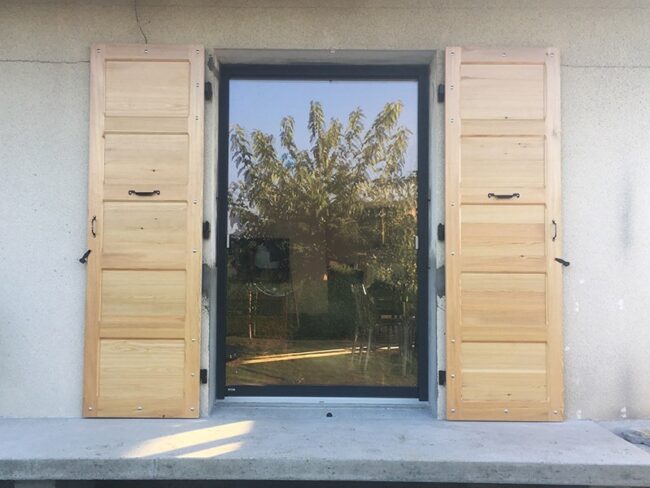 Volets sur mesure - Menuiserie Peysieux
